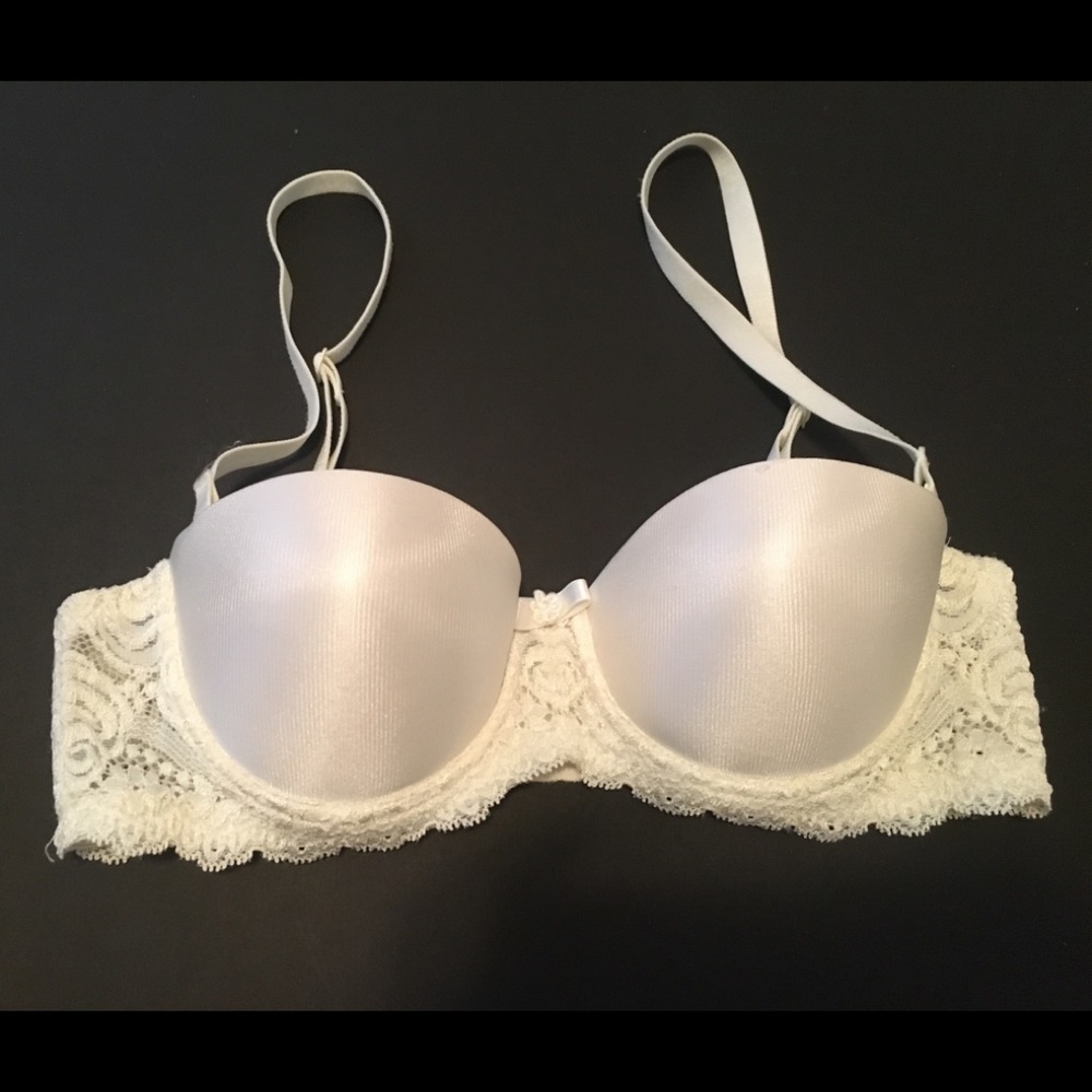 White lace bra
